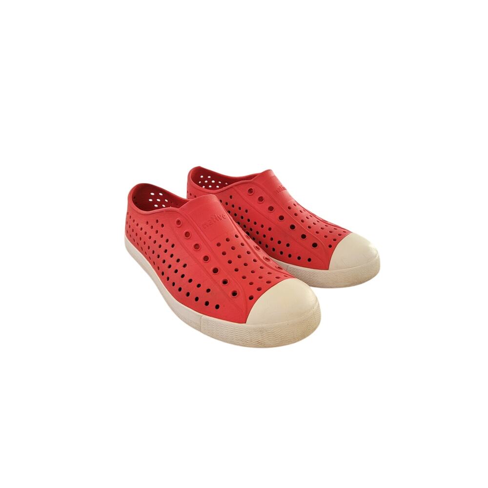 Native Jefferson Red Rubber Slip-On Outdoor Water School‎ Sneaker Shoes Size 4